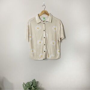 Women's Daisy Print Terrycloth Cream Button Down Short Sleeve Top